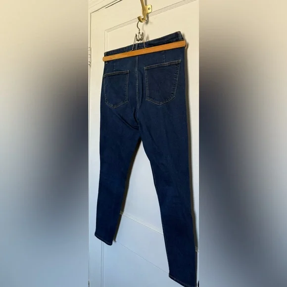 High Waisted Denim Zara Jeggings - Picture 3 of 5